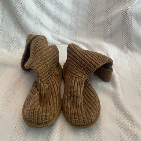UGG knit tall boots size 6 - Picture 7 of 7